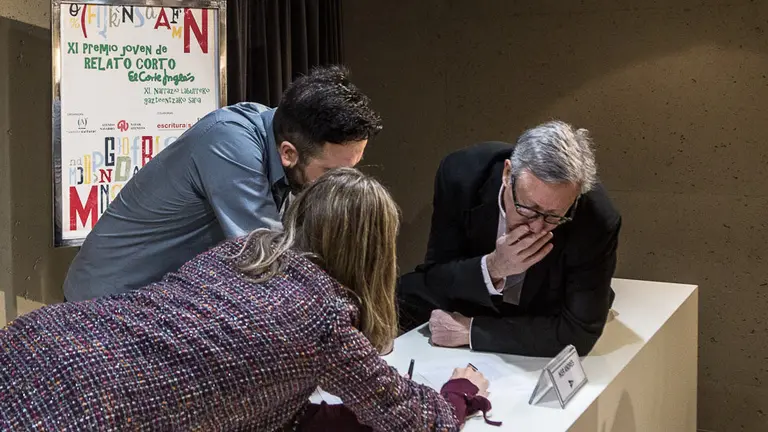 Presentación de la undécima edición del Premio Joven de Relato Corto El Corte Inglés (01). IÑIGO ALZUGARAY