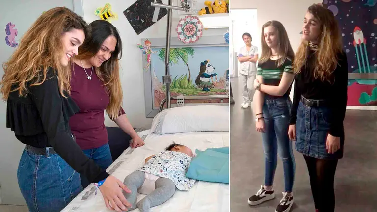 Imagen de una de las niñas a las que Amaia ha visitado en el ala de Pediatría del CHN junto a otra imagen del momento en el que canta una nana para otra de las chicas ingresadas FOTOGRAFÍAS CEDIDAS