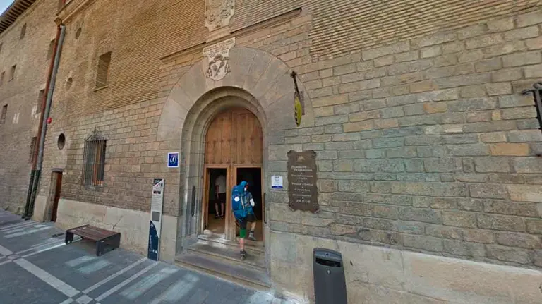 El albergue Jesús y María en la calle Compañía