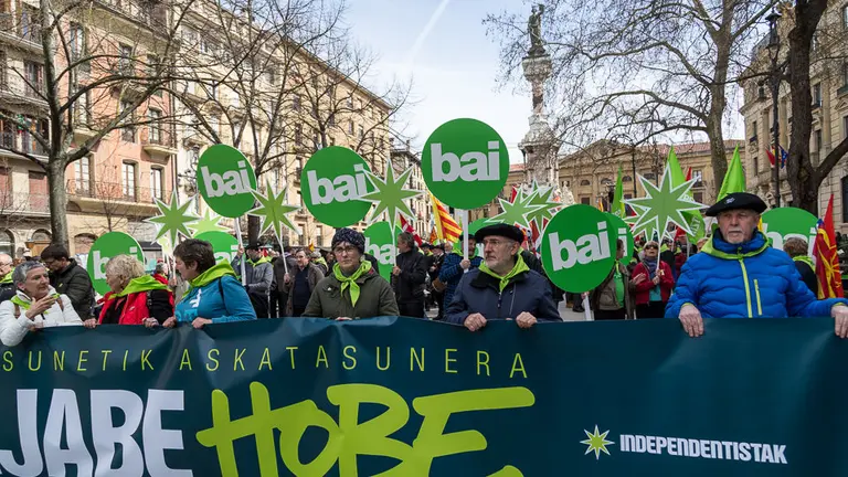 La Red Independentistak celebra en Pamplona el Aberri Eguna (04). IÑIGO ALZUGARAY