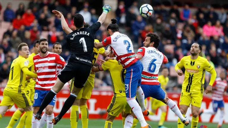 Encuentro entre Osasuna y Granada en Los Cármenes LALIGA123 4