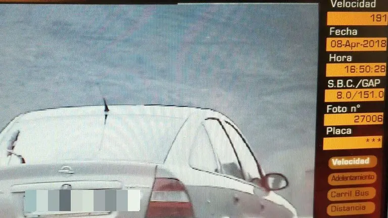 Conductor cazado a 191 kilómetros por hora POLICÍA FORAL