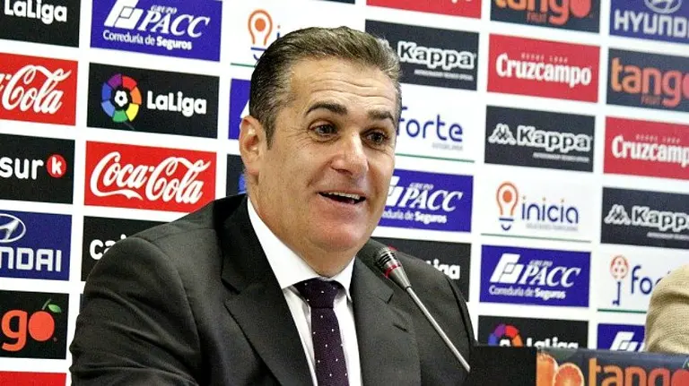 José Ramón Sandoval entrena al Córdoba CF. Web Córdoba CF.