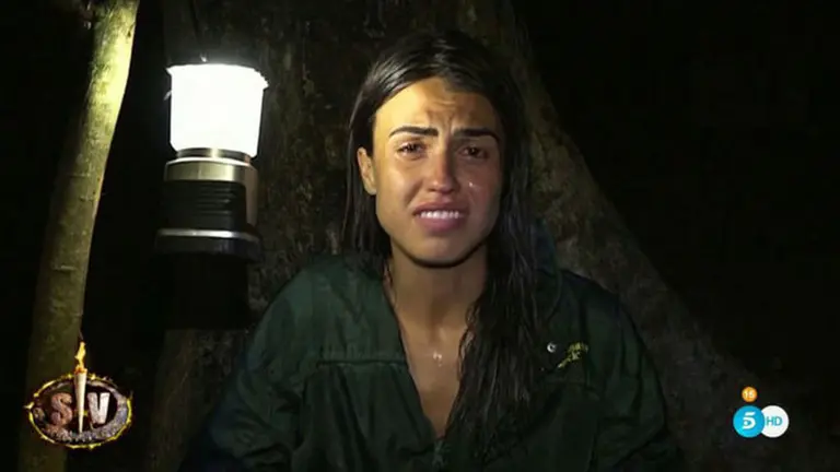 Imagen de Sofía Suescun durante una conexión con Honduras en Supervivientes TELECINCO