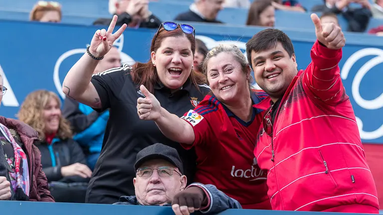 La grada de El Sadar durante el partido de Liga entre Osasuna y Córdoba (07). IÑIGO ALZUGARAY