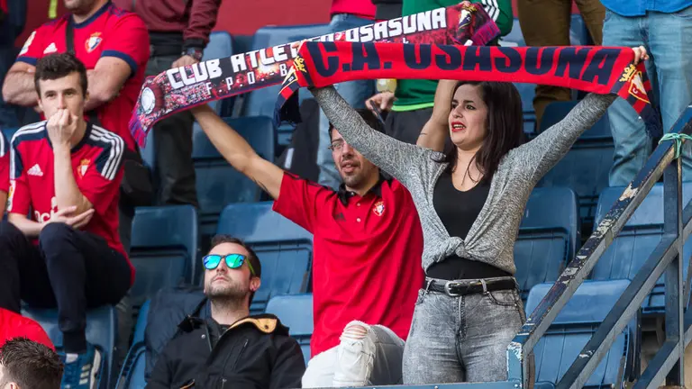 La grada de El Sadar durante el partido de Liga entre Osasuna y Córdoba (25). IÑIGO ALZUGARAY