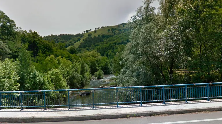 El río Bidasoa a su paso por Lesaka. ARCHIVO