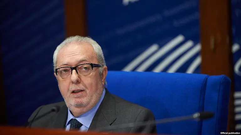 El senador del PP, Pedro Agramunt EFE