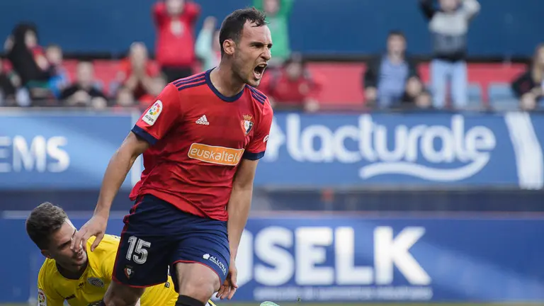 Unai García en el partido Osasuna - Lugo. PABLO LASAOSA.