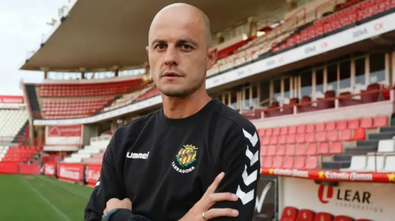 Nano Rivas en el Nou Estadi. Diari de Tarragona.