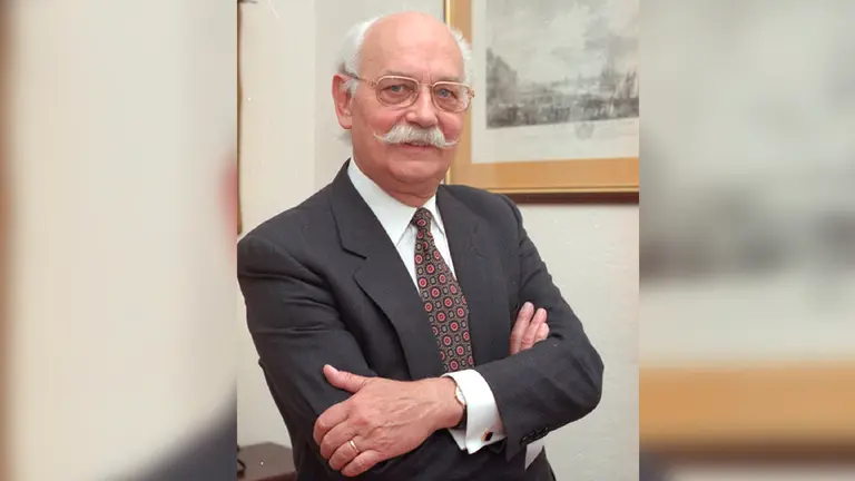 José Dawid, primer director del Instituto de Idiomas de la Universidad de Navarra.