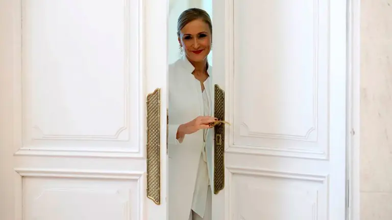 Cristina Cifuente, el día que anunció su dimisión como presidenta de la Comunidad de Madrid. EFE