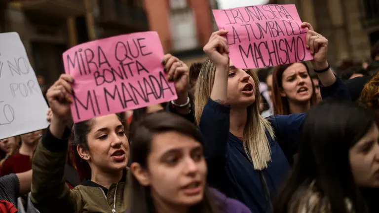 El Sindicato de Estudiantes convoca una huelga en aulas de institutos y universidades en contra de la sentencia de la Manada. PABLO LASAOSA10