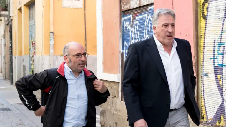 Asirón y concejales del Ayuntamiento inaugurán la nueva sede de la Oficina de Vivienda. MIGUEL SANTIAGO01