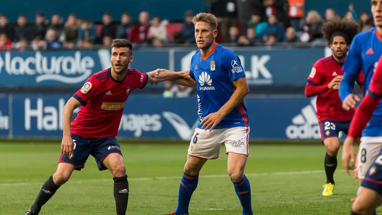 Oier Sanjurjo. Partido entre Osasuna y Oviedo disputado en El Sadar (31). IÑIGO ALZUGARAY