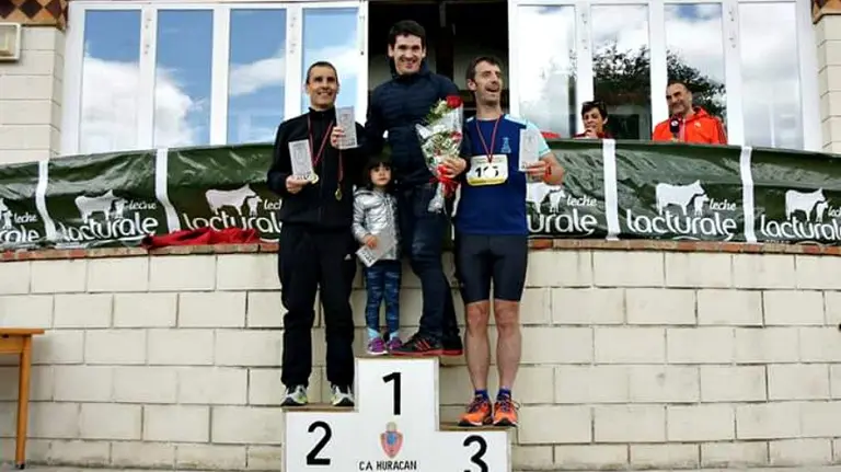 Carrera solidaria en Allo. Cedida.