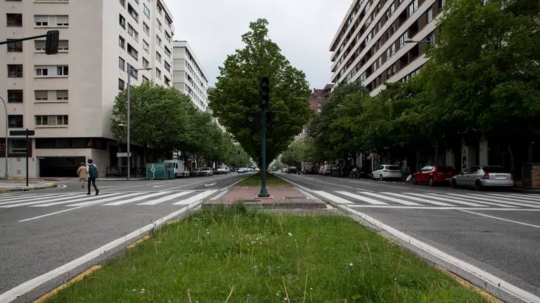 Imagen de la avenida de Pío XII en Pamplona. MIGUEL SANTIAGO
