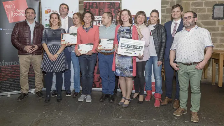 La Asociación Navarra de Pequeña Empresa de Hostelería (ANAPEH) ha entregado este jueves los premios de la V Semana del Espárrago y el Rosado de Navarra