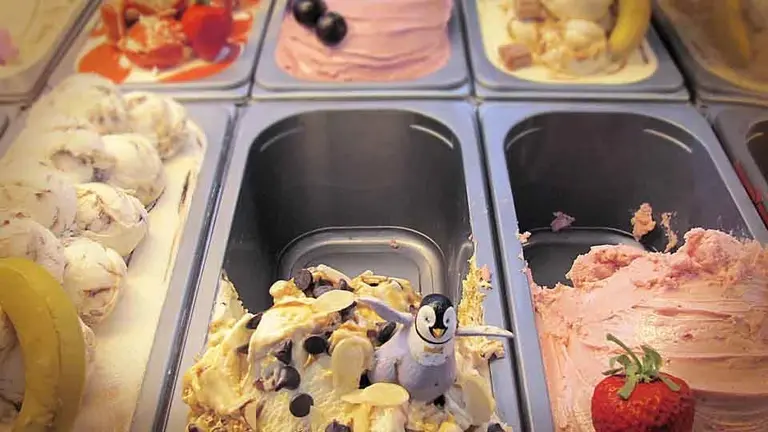 Una tienda de helados