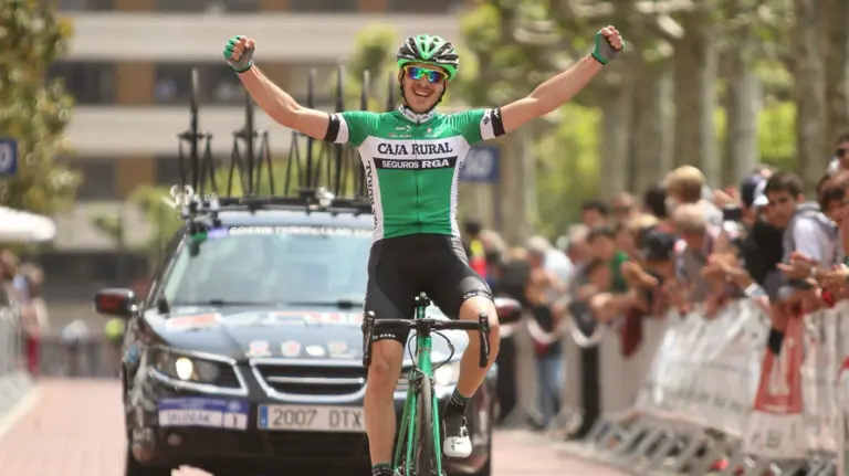 Joel Nicolau entra vencedor en Beasáin.