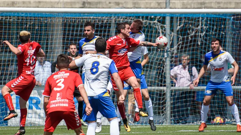 Play off de ascenso entre Burladés y el Plasencia. PABLO LASAOSA10