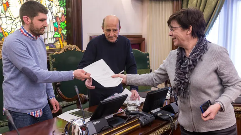 Pleno del Ayuntamiento de Pamplona (04). IÑIGO ALZUGARAY