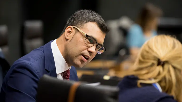 Javier García en la sesión plenaria. MIGUEL SANTIAGO12