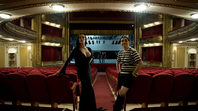 Carmen Conesa y Alejandro Mesa presentan el musical La Familia Addams en el Teatro Gayarre. MIGUEL SANTIAGO01