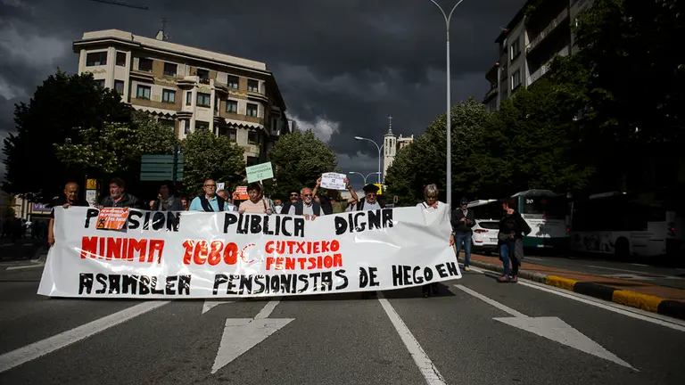 Manifestación por unas pensiones dignas. PABLO LASAOSA 10
