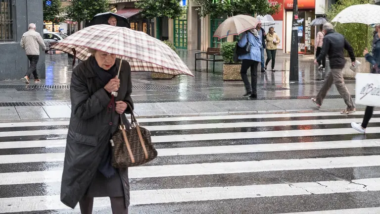Tarde de lluvia en Pamplona (12). IÑIGO ALZUGARAY