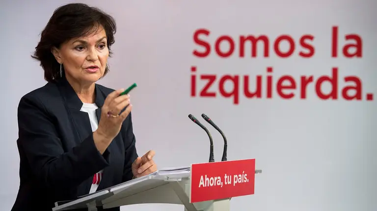 GRAF8077  MADRID  09 02 2018 - La secretaria del Area de Igualdad del PSOE  Carmen Calvo  durante la rueda de prensa ofrecida junto al secretario Ejecutivo de Empleo y Relaciones Laborales del partido  Tony Ferrer  hoy en la sede de Ferraz  EFE Luca Piergiovanni