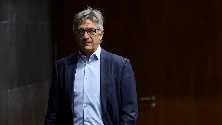 Koldo Martinez (GeroaBai) durante el pleno parlamentario. MIGUEL OSÉS