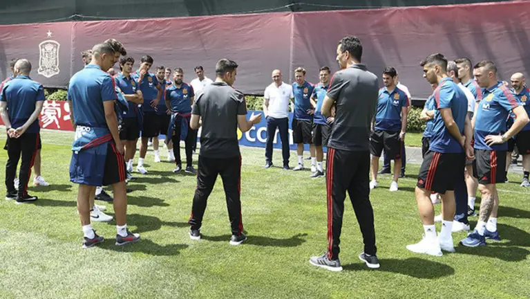 Los internacionales visitan las instalaciones de Krasnodar. Sefútbol.