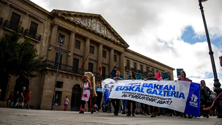 Ernai se manifiesta en rechazo a la sentencia por la agresión de dos guardias civiles en Alsasua. PABLO LASAOSA 13