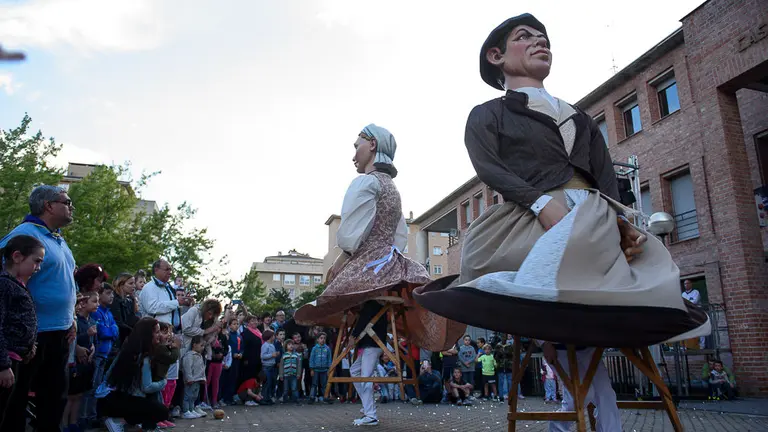 Presentación de la nueva ropa de los gigantes y cabezudos de Barañáin. PABLO LASAOSA 05