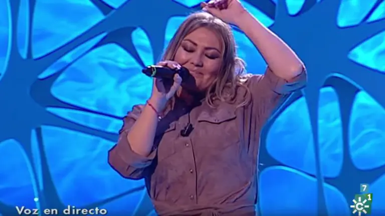 La cantante Amaia Montero durante su actuación en el programa La tarde aquí y ahora Foto CANAL SUR