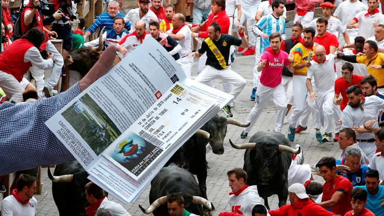 Renovación de los abonos de la Feria del Toro de Pamplona IÑIGO ALZUGARAY 2