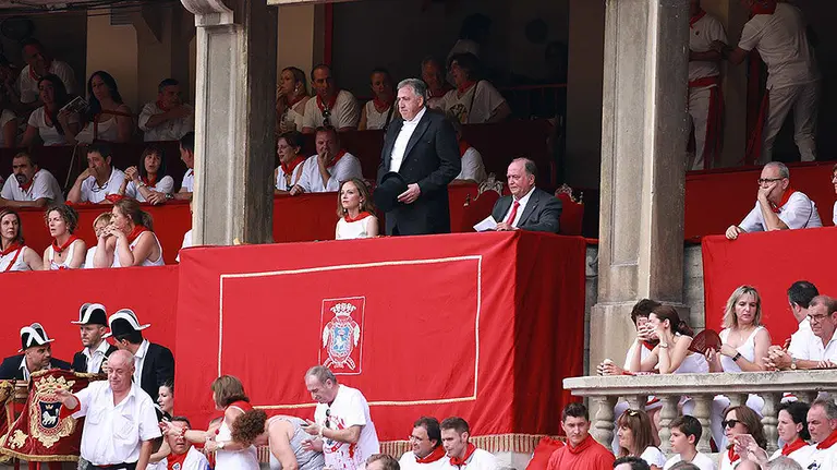 Joseba Asirón preside una corrida de toros en Pamplona el día de San Fermín