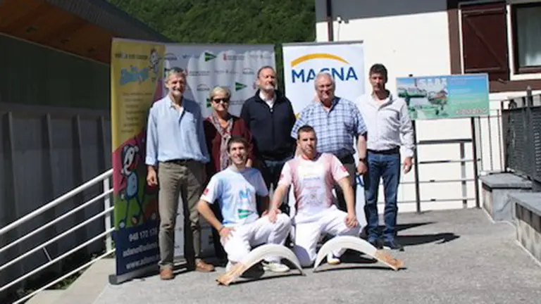 Presentación en Isaba de las finales del torneo de remonte Comunidad Foral de Navarra. Foto Oriamendi2010.