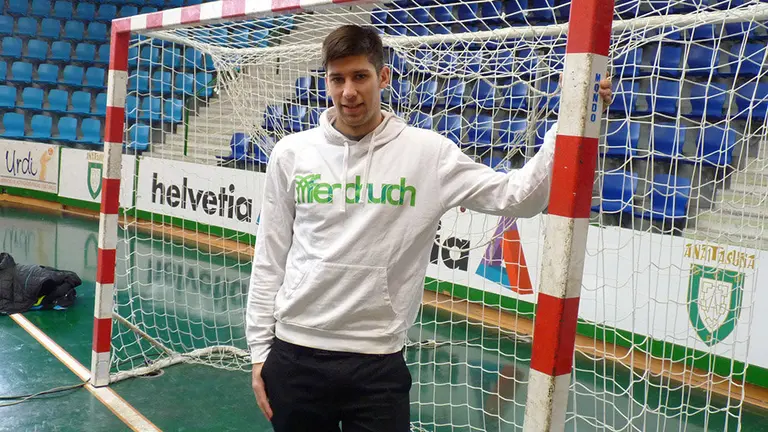 Ibai Meoki en el pabellón Anaitasuna.