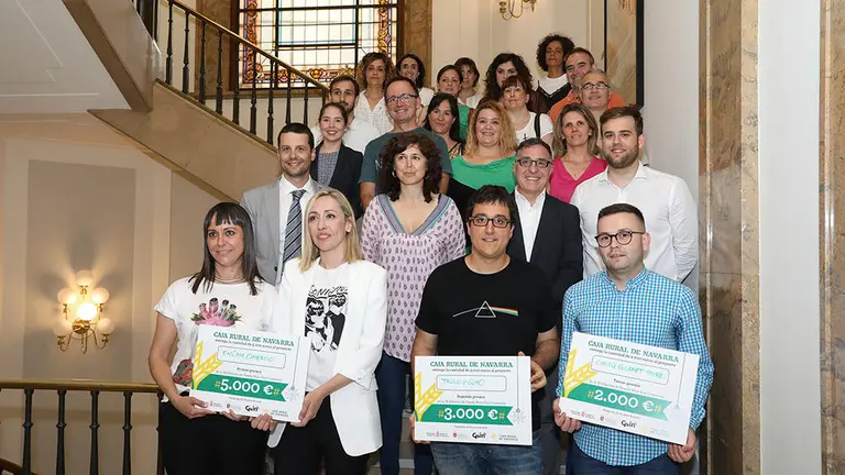 Los participantes del programa Soy Comercio que han sido premiados por el Ayuntamiento de Pamplona