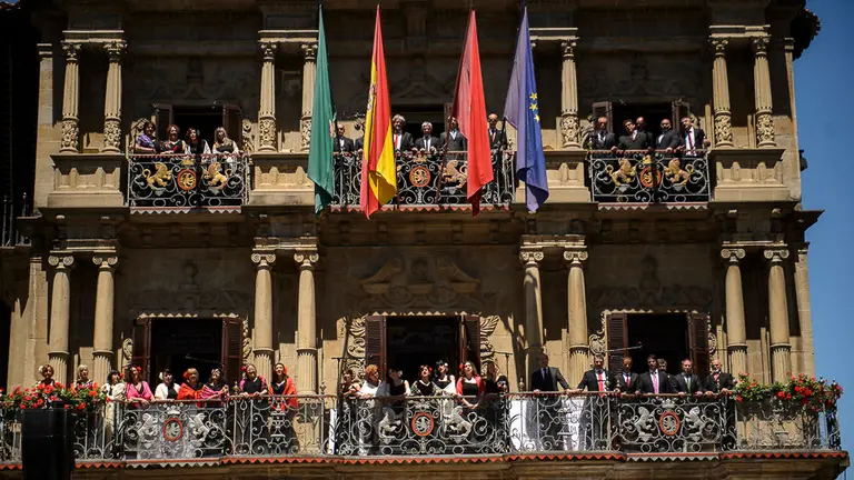 Concierto de AGAO en el Ayuntamiento de Pamplona por el Día Europeo de la ópera. PABLO LASAOSA 03
