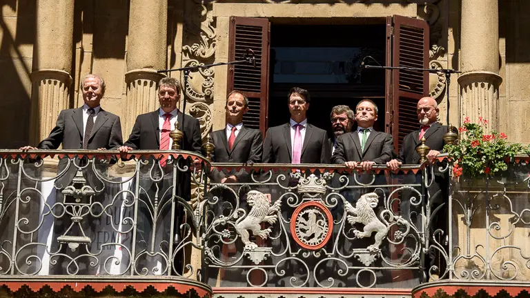 Concierto de AGAO en el Ayuntamiento de Pamplona por el Día Europeo de la ópera. PABLO LASAOSA 06