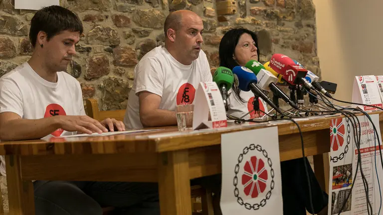 Rueda de prensa para presentar el Día de las Peñas y las pancartas de estos sanfermines (08). IÑIGO ALZUGARAY