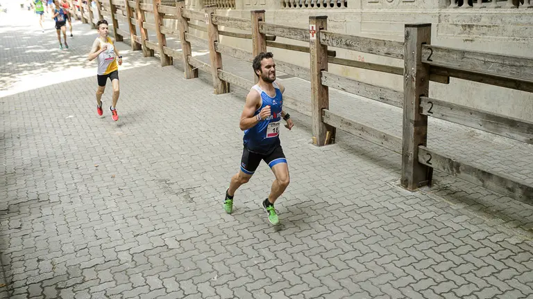 Celebración de la 'Carrera del Encierro' organizada por la peña La Jarana. PABLO LASAOSA 57