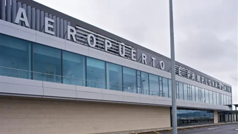 Aeropuerto de Pamplona EUROPA PRESS