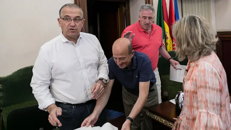 Pleno del Ayuntamiento de Pamplona (07). IÑIGO ALZUGARAY