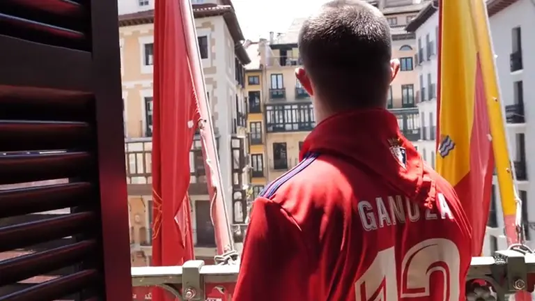 Ibai Ganuza, jugador de Osasuna en La Liga Genuine que será el próximo lanzador del chupinazo de San Fermín