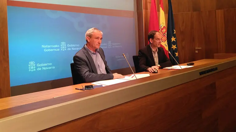 El consejero de Hacienda Mikel Aranburu y el director gerente de Hacienda Luis Esain