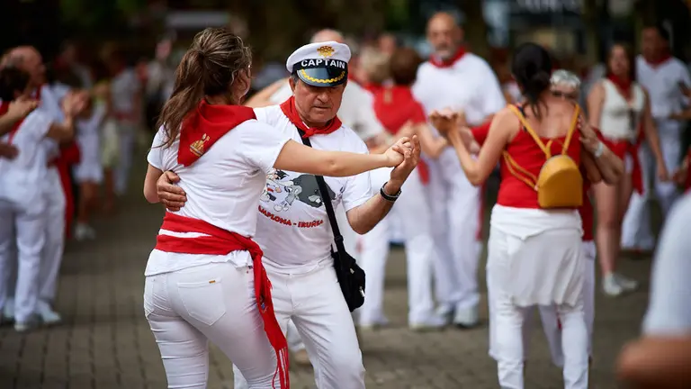 La Orquesta Petanca protagoniza la verbena del 8 de julio en la Plaza de la Cruz DANIEL FERNÁNDEZ (2)